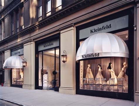 Kleinfelds nyc - Kleinfeld Location. Kleinfeld is located in New York City, specifically in Chelsea, Manhattan, at 110 W 20th Street. There's a pristine white storefront that many people take photos in front of ...